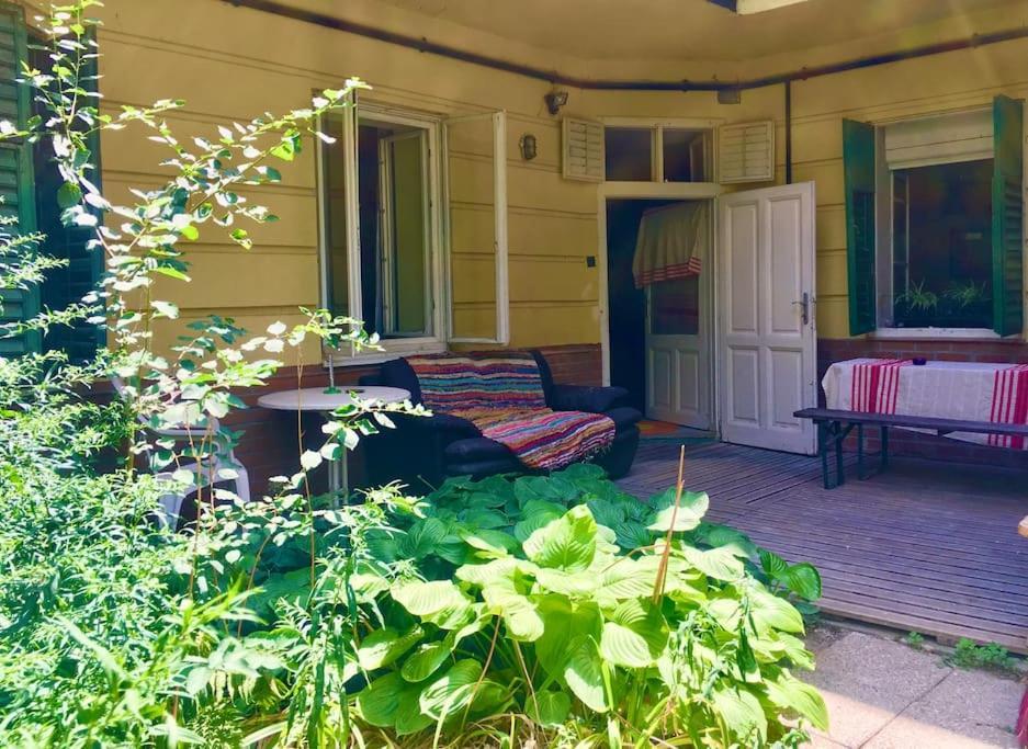 Vintage Studio Apartment, Garden And Free Parking Budapest Exterior foto
